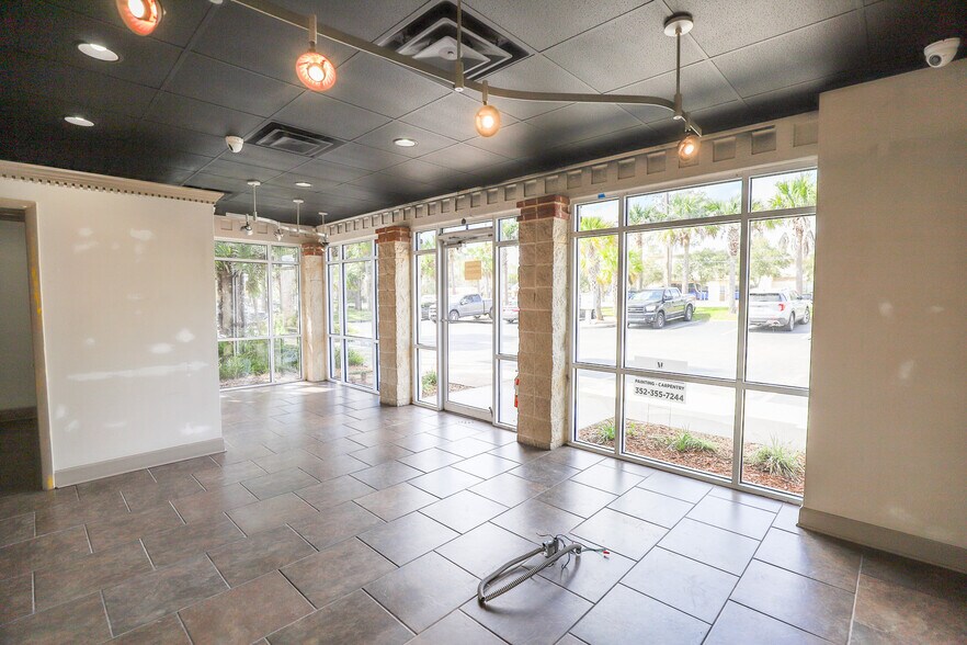 More Photos Of 3545 SW 34th St, Gainesville Unknown For Lease