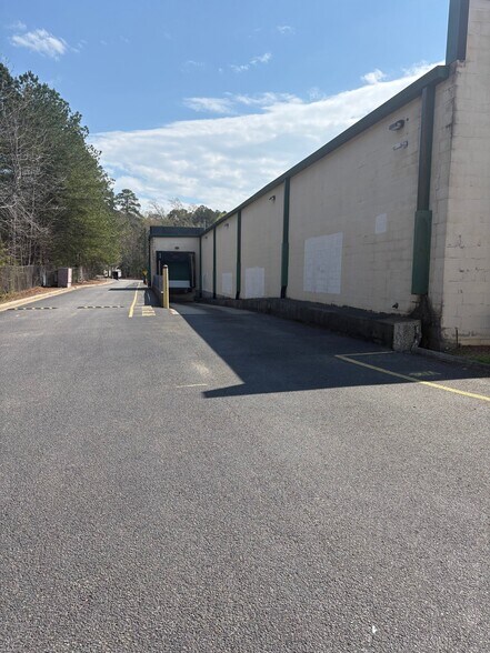 More Photos Of 6450 George Washington Mem Hwy, Yorktown Freestanding For Sale