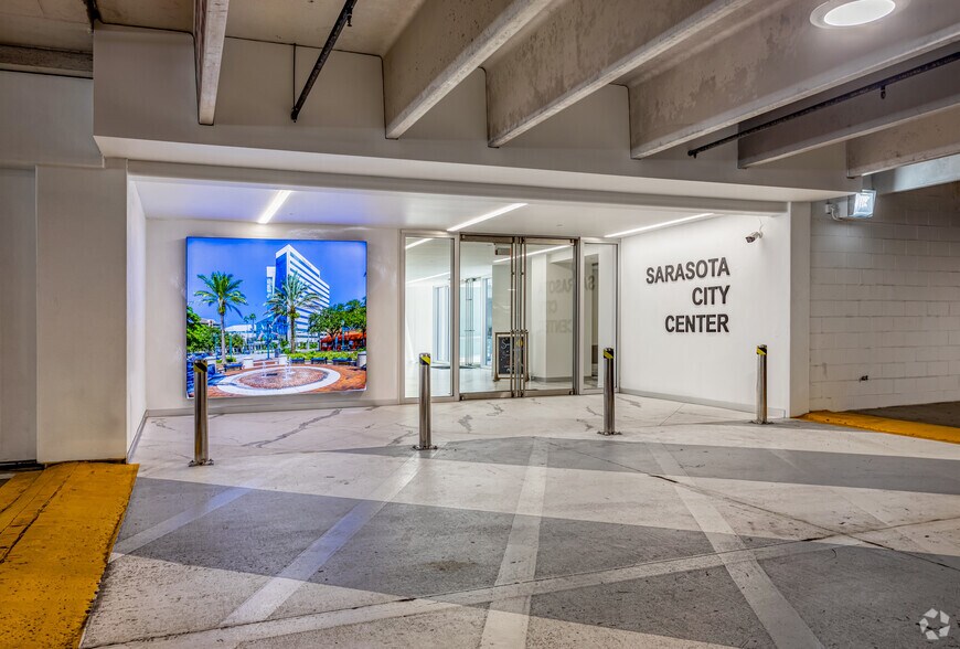 More Photos Of 1819 Main St, Sarasota Office For Lease