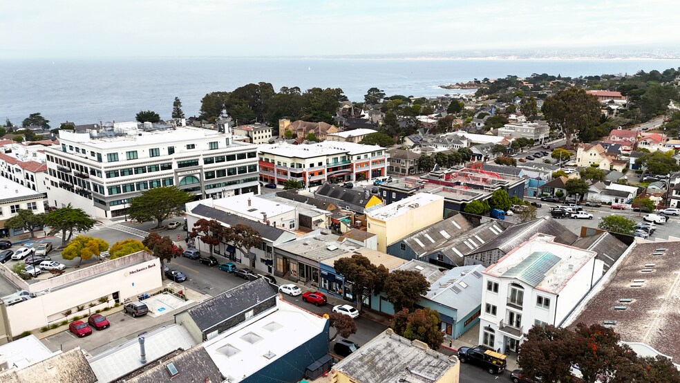 More Photos Of 217 Grand Ave, Pacific Grove Storefront For Sale