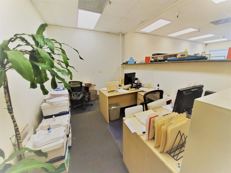 More Photos Of 901 S Fremont Ave, Alhambra Warehouse For Lease