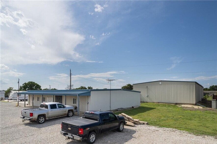 More Photos Of 11932 SW US Highway 54, Augusta Trailer Camper Park For Sale