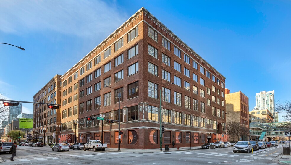 Primary Photo Of 550 W Randolph St, Chicago Office For Lease