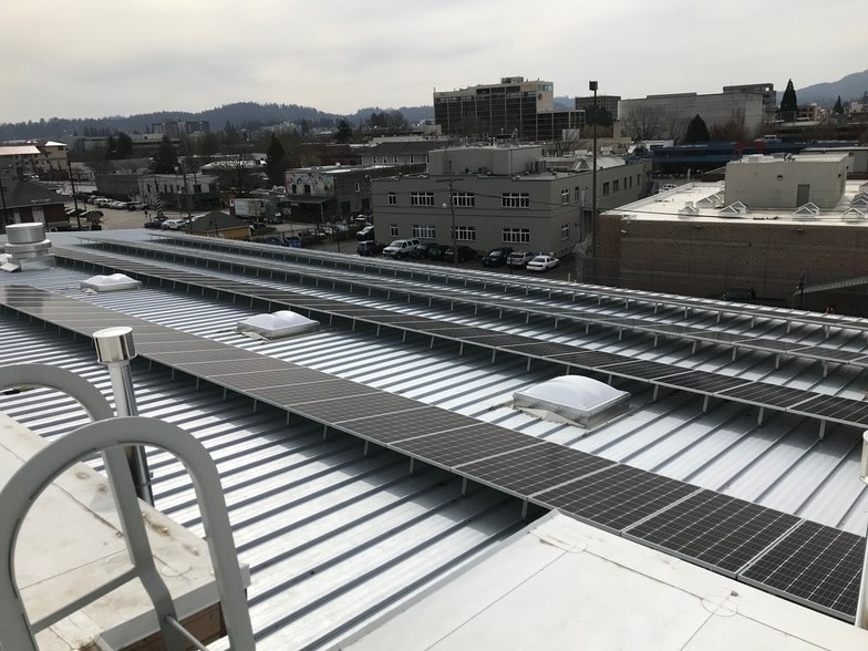 More Photos Of 120 Shelton McMurphey Blvd, Eugene Office For Lease