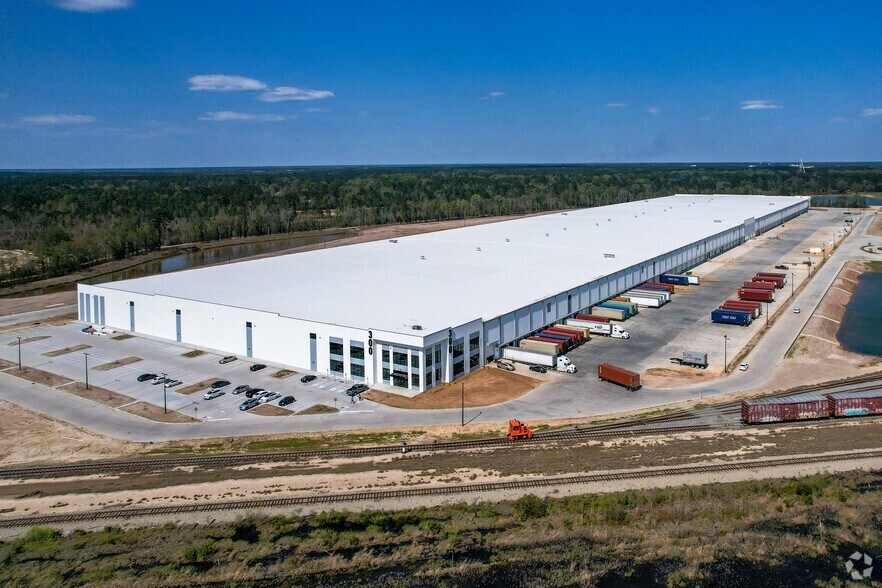 More Photos Of 300 Seabrook Pky, Pooler Warehouse For Lease