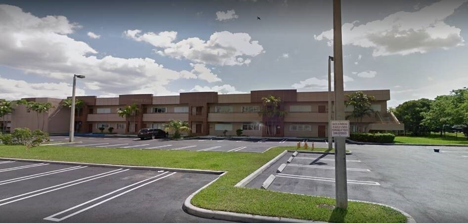 More Photos Of 13205-13255 SW 137th Ave, Miami Storefront Retail Office For Lease