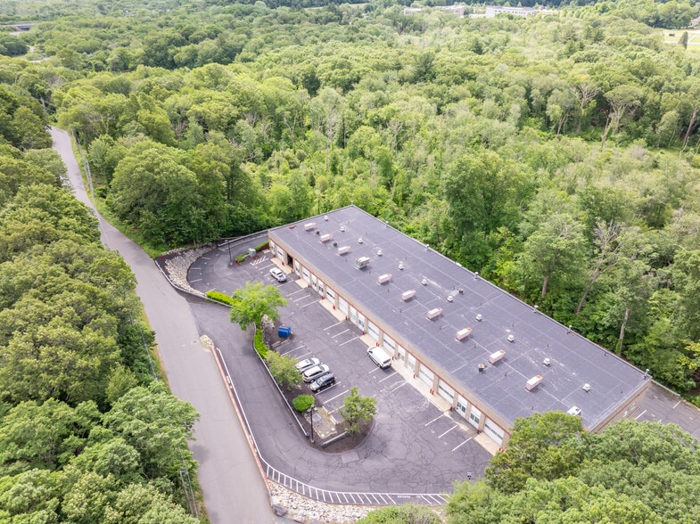More Photos Of 100 Ferncroft Rd, Danvers Manufacturing For Lease