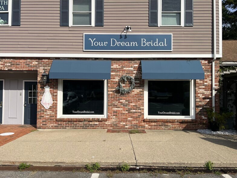 More Photos Of 730 Boston Post Rd, Sudbury Unknown For Lease