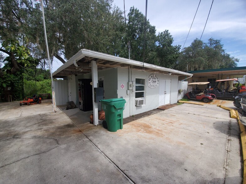 More Photos Of 29208 Snook Cir, Punta Gorda Manufactured Housing Mobile Home Park For Sale