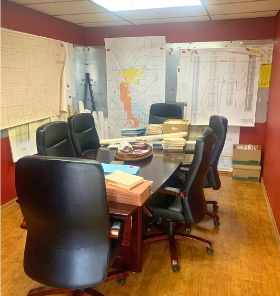 More Photos Of 7559 Farm to Market Road 119, Sunray Light Distribution For Sale