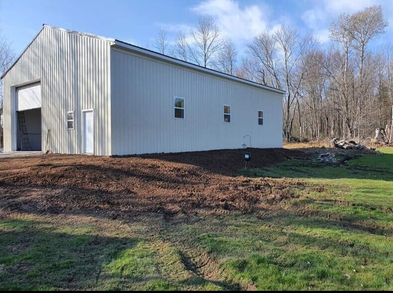 More Photos Of 2800 NY-49, West Monroe Auto Repair For Lease