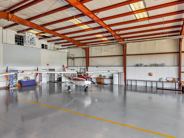 More Photos Of 249 Gilbert Rd, Mocksville Airport For Sale