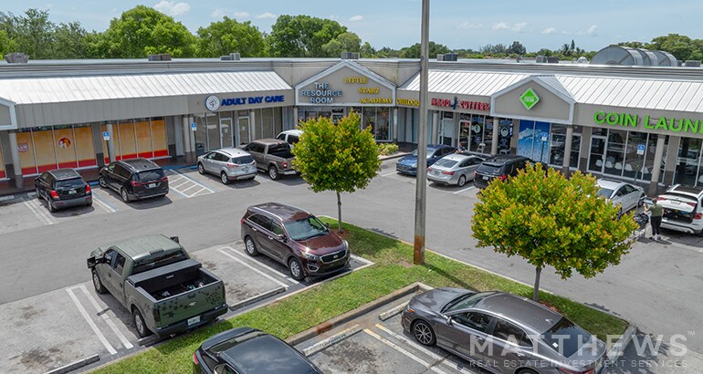 More Photos Of 19701 NW 37th Ave, Miami Gardens Storefront For Sale