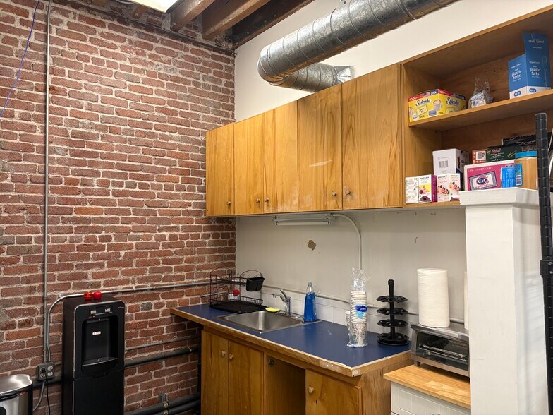More Photos Of 96 Jessie St, San Francisco Office For Lease