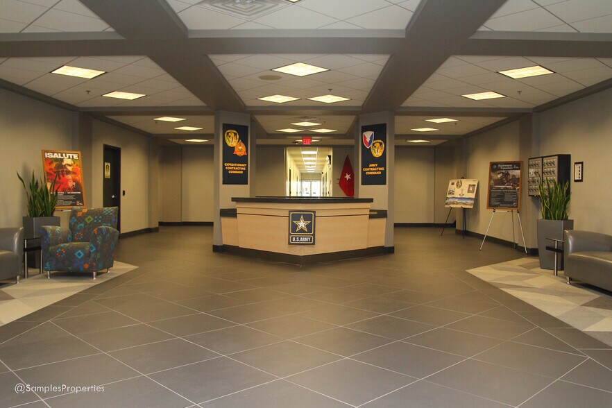 More Photos Of 106 Wynn Dr, Huntsville Office For Lease