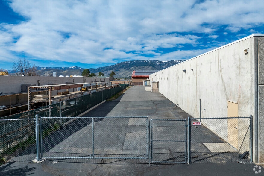 More Photos Of 2801 Arrowhead Dr, Carson City Manufacturing For Lease