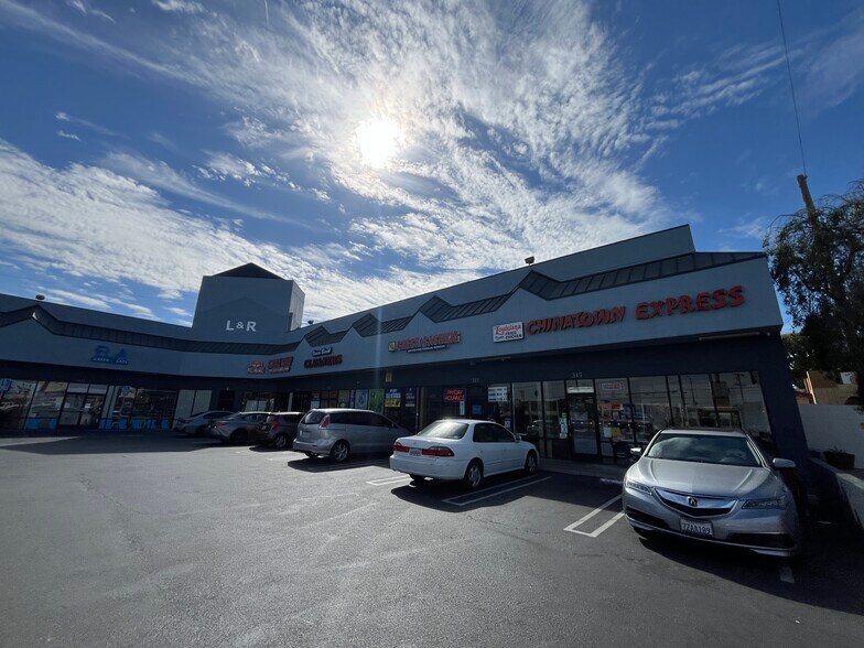 More Photos Of 303-317 Lincoln Blvd, Venice Unknown For Lease