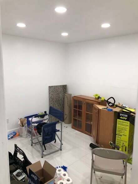 More Photos Of 5337-5401 Pembroke Rd, Hollywood Office Residential For Sale