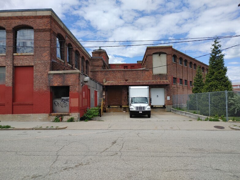 More Photos Of 204 Kinsley Ave, Providence Warehouse For Sale