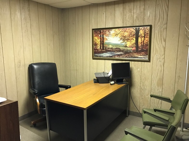 More Photos Of 903 Main St, Trenton Office Residential For Sale