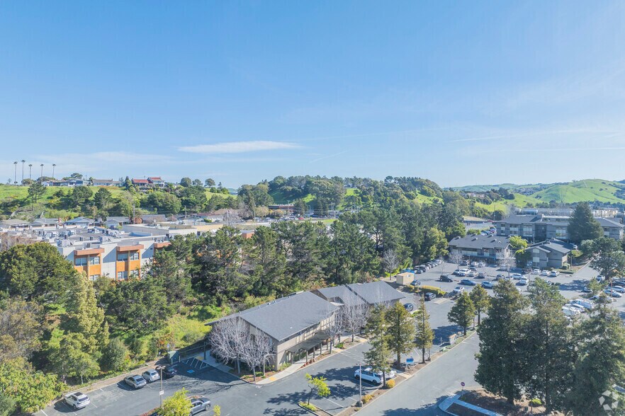 More Photos Of 2160 Appian Way, Pinole Unknown For Lease