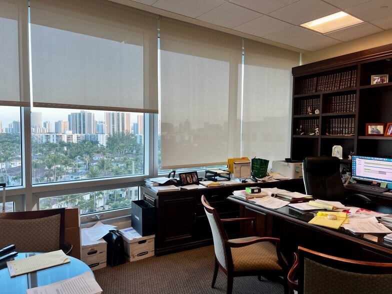 More Photos Of 20900 NE 30th Ave, Aventura Office Residential For Sale
