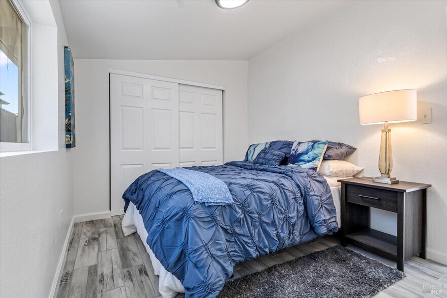 More Photos Of 2113 Dennis Ln, Santa Rosa Multifamily For Sale