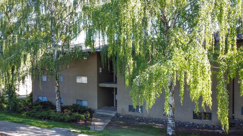 Primary Photo Of 237 NW Timothy St, Pullman Apartments For Sale