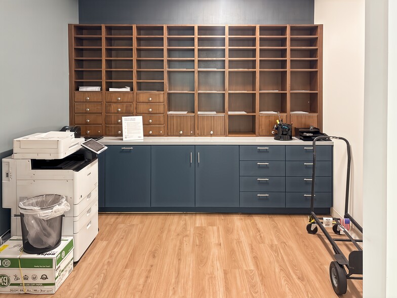 More Photos Of 200 Rivers Edge Dr, Medford Coworking Space