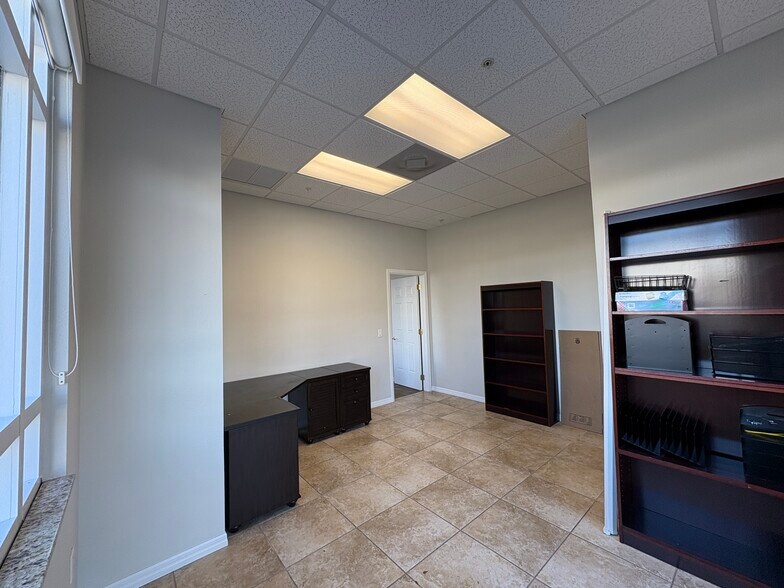 More Photos Of 505 S Orange Ave, Sarasota Apartments For Sale