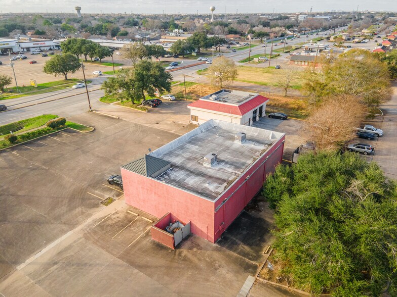 More Photos Of 2193 Texas Pkwy, Missouri City Freestanding For Sale