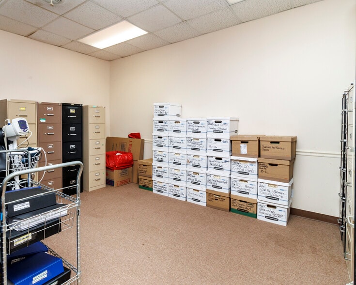 More Photos Of 1131 Broadway St, Buffalo Office For Sale
