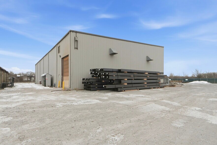 More Photos Of 206 Depot St, Butler Industrial For Sale