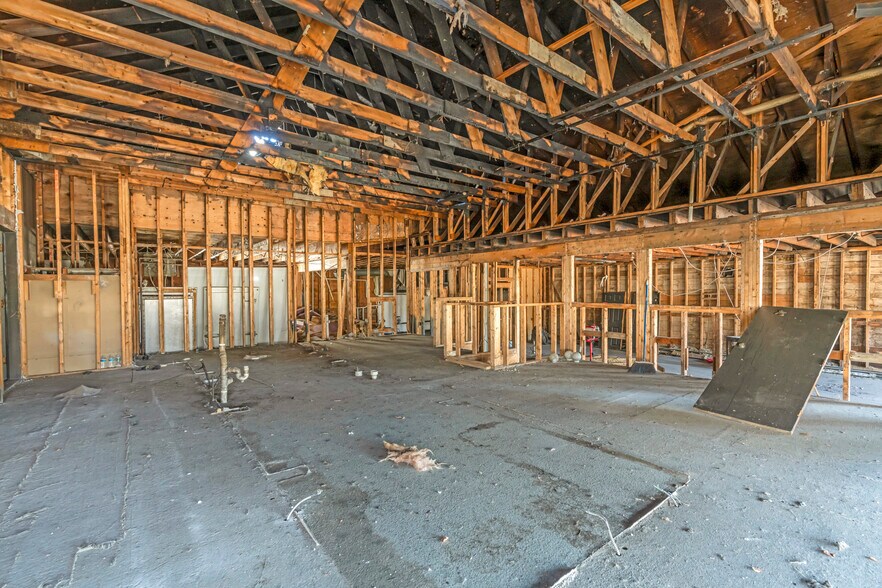 More Photos Of 471 Central Ave, Dover General Retail For Sale