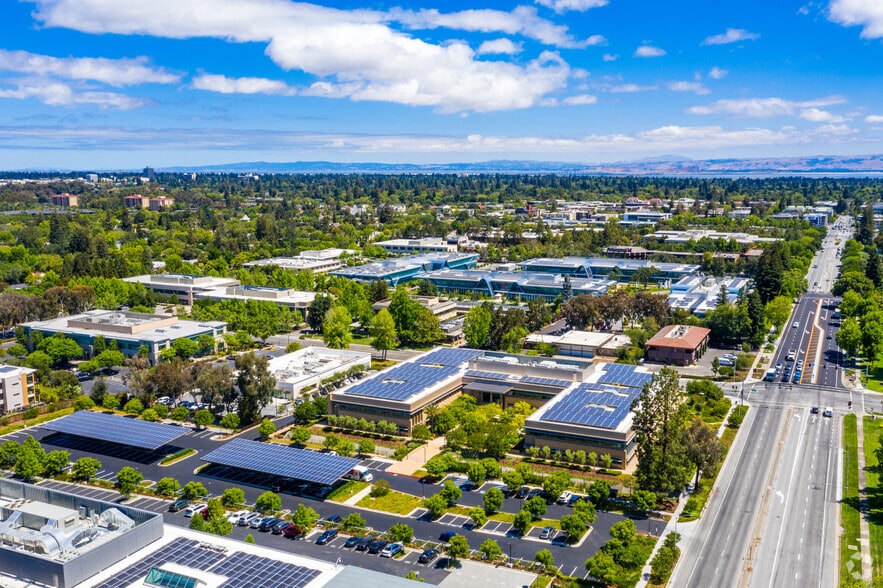 More Photos Of 844 E Charleston Rd, Palo Alto Flex For Lease