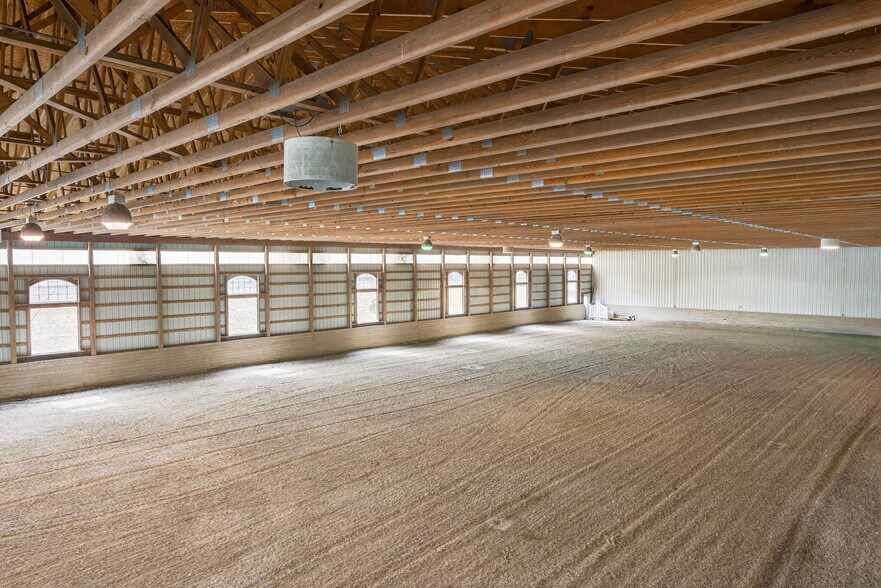 More Photos Of 2121 Church View Rd, Coopersburg Horse Stables For Sale