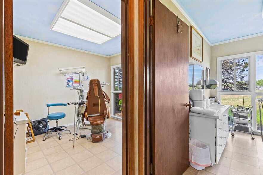 More Photos Of 781 Roza Dr, Zillah Healthcare For Sale