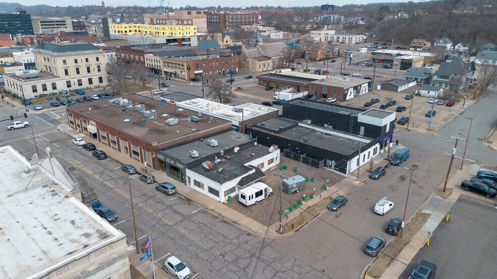 More Photos Of 201 E Lake St, Eau Claire General Retail For Sale