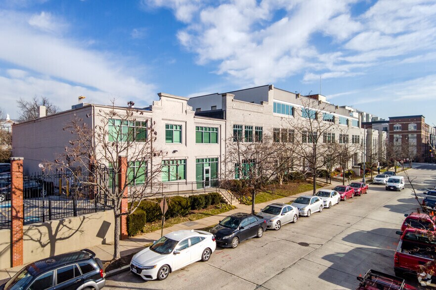 More Photos Of 120 Q St NE, Washington Loft Creative Space For Lease