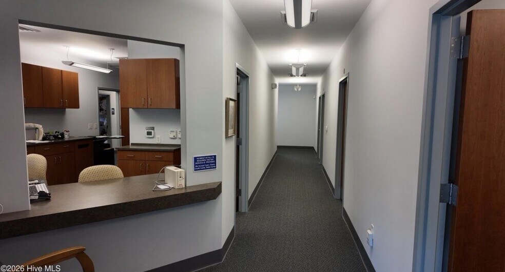More Photos Of 2515 Delaney Ave, Wilmington Medical For Lease
