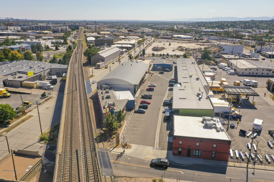 More Photos Of 900 W 1st Ave, Denver Storefront For Lease