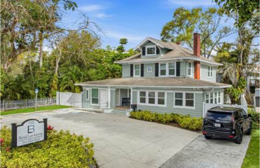 More Photos Of 1322 3rd Ave W, Bradenton Office Residential For Sale