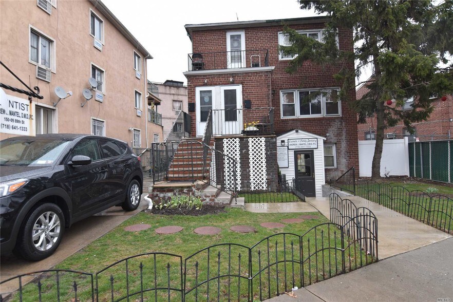 More Photos Of 15009 89th St, Howard Beach Office Residential For Lease