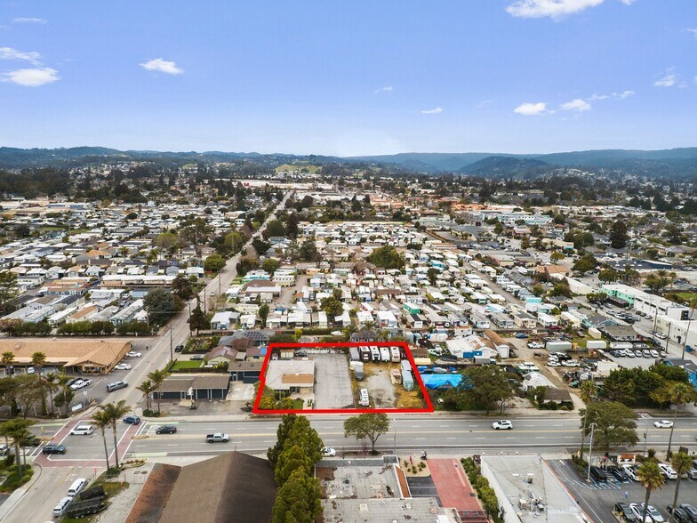 More Photos Of 3811 Portola Dr, Santa Cruz Medical For Sale