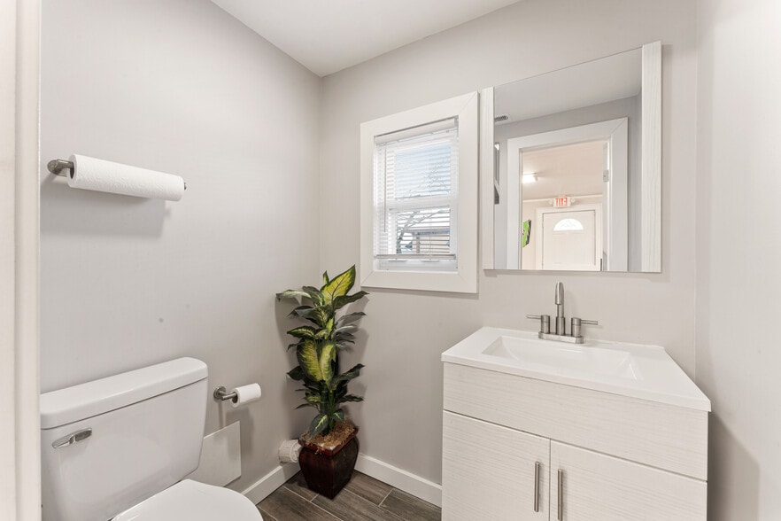 More Photos Of 141 Lincoln Blvd, Middlesex Auto Repair For Sale