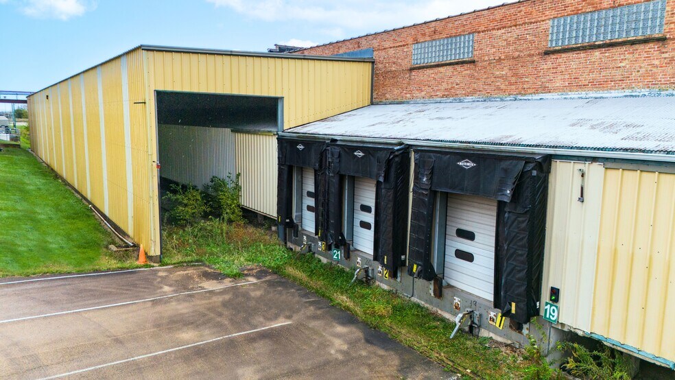 More Photos Of 347 N 43rd Rd, Mendota Food Processing For Lease