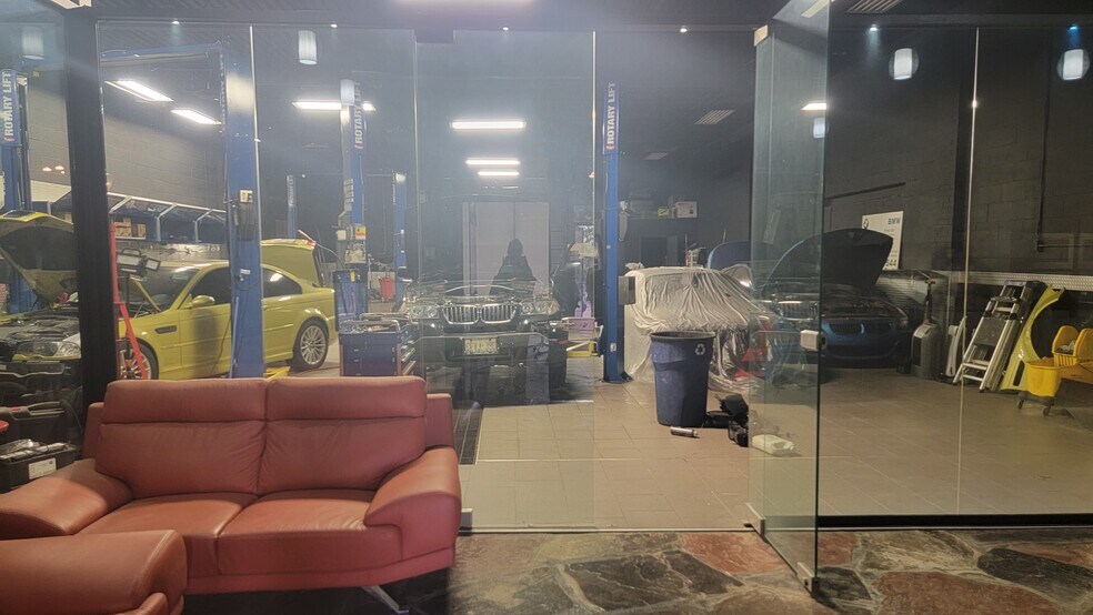 More Photos Of 73 Alness St, Toronto Light Distribution For Lease