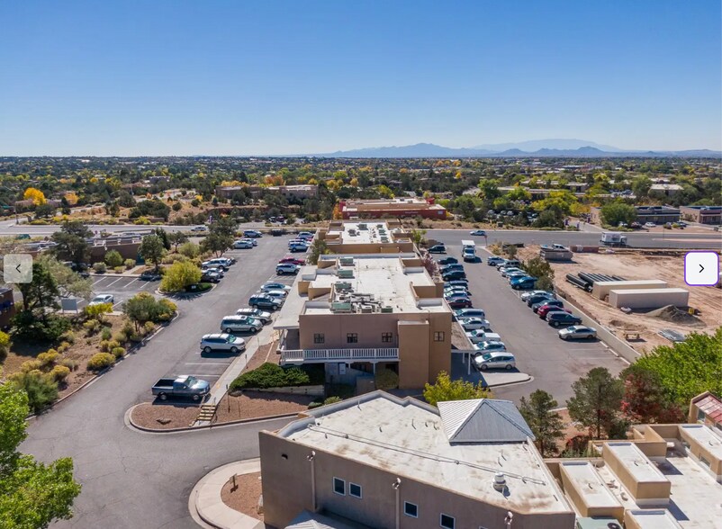 More Photos Of 435 Saint Michaels Drive, Santa Fe Medical For Lease