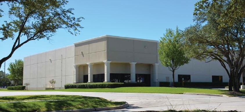 More Photos Of 835 Greens Pky, Houston Unknown For Lease