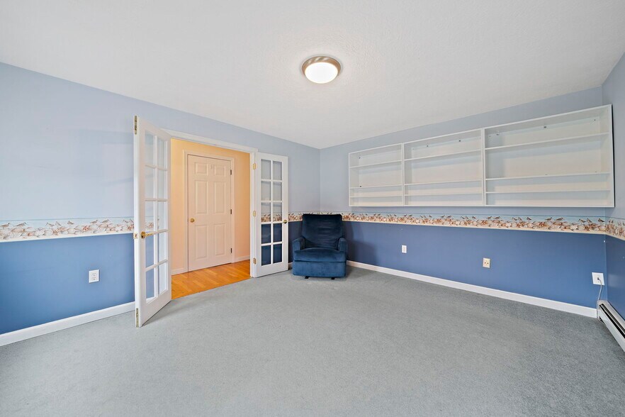 More Photos Of 1221 Ocean St, Marshfield Flex For Sale